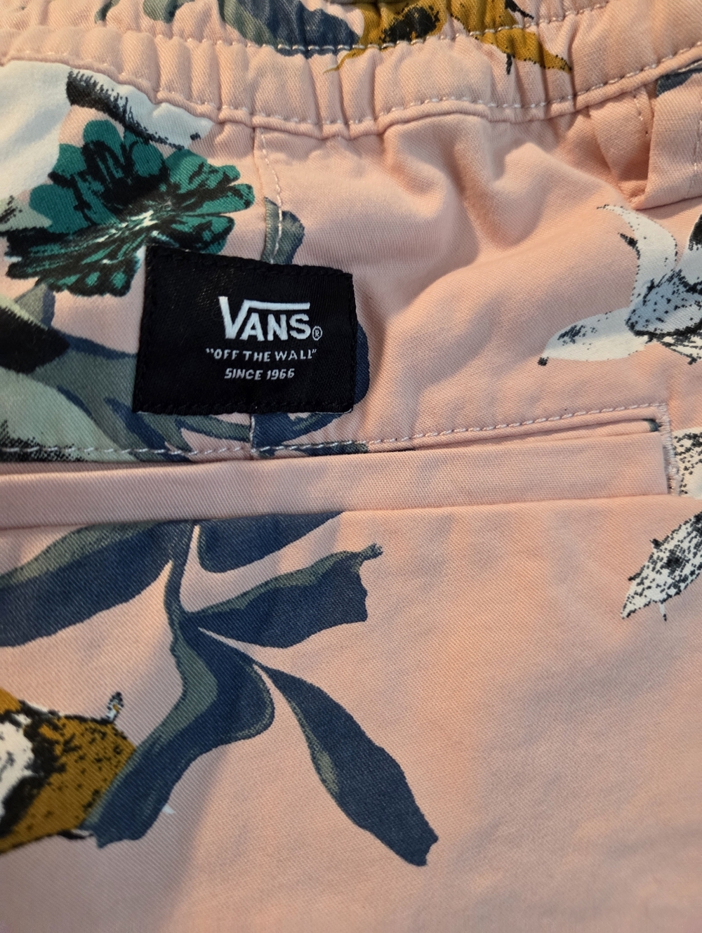 Vans Men Pink Floral Drawstring Shorts Small Nwt - Picture 3 of 6